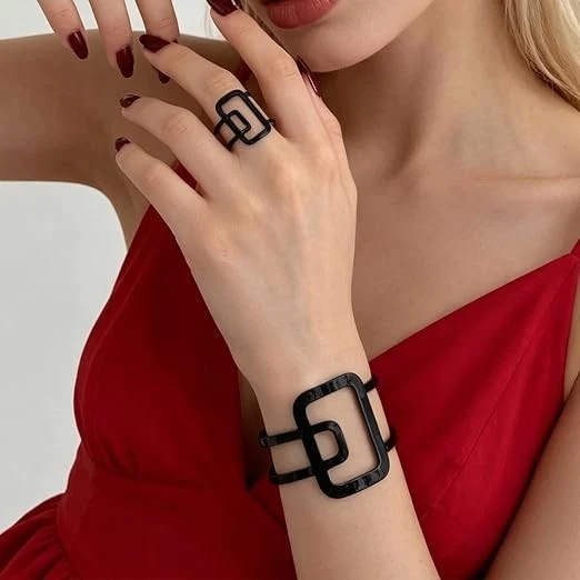 New Black Abstract Design Bangle Bracelet.POST OR COLLECT!