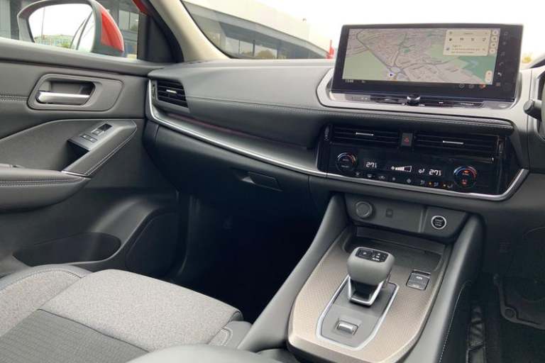 2025 Nissan Qashqai 1.3 DiG-T MH 158 N-Connecta [Glass Rf] 5dr Xtronic Automatic Hatchback Petrol...