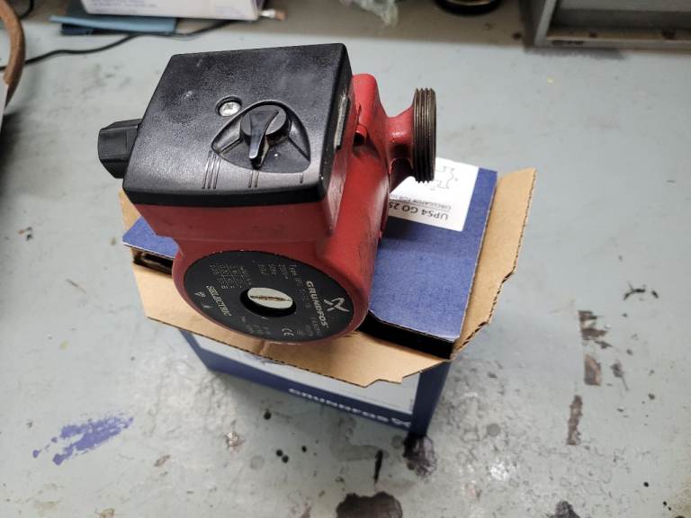 Grundfos 15 50 130 central heating pump.