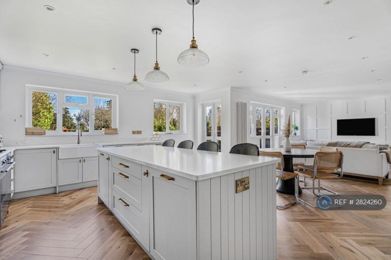 5 bedroom house in Shenley Hill, Radlett, WD7 (5 bed) (#2824260)
