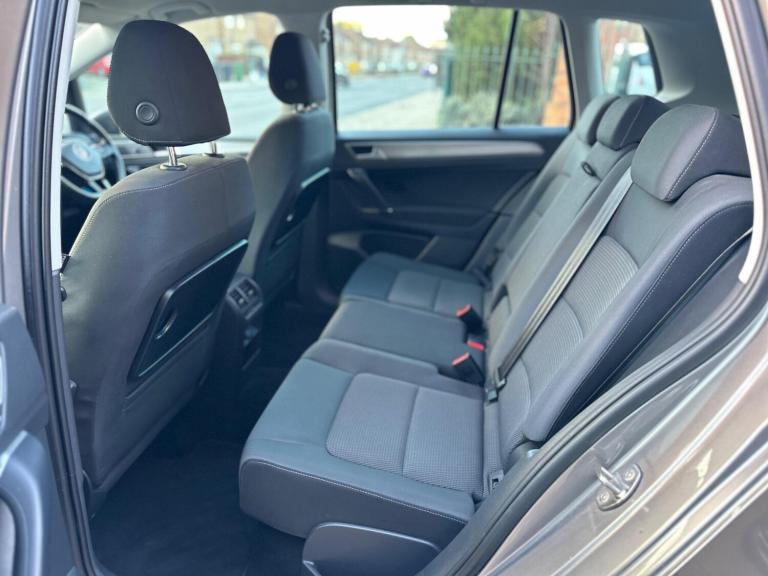 2015 Volkswagen Golf SV 1.4 TSI SE 5dr DSG MPV PETROL Automatic