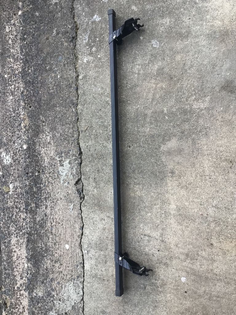 Roof rack  bars 2 