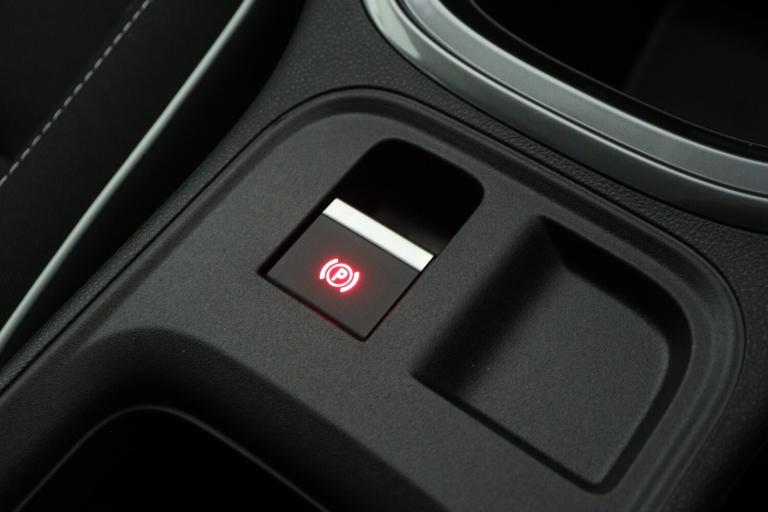 2025 Fiat 600 1.2 Hybrid 48V 5dr eDCT-6 HATCHBACK PETROL Automatic