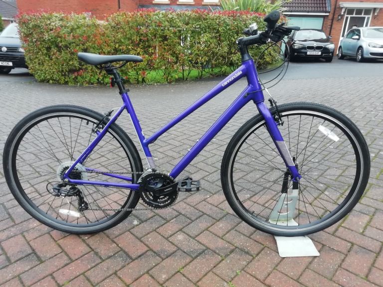 Women’s Cannondale bike for sale