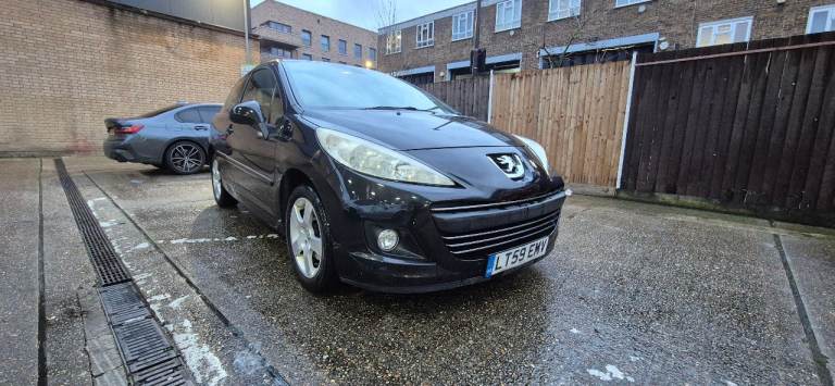 Peugeot, 207, Hatchback, 2009, Semi-Auto, 1598 (cc), 3 doors