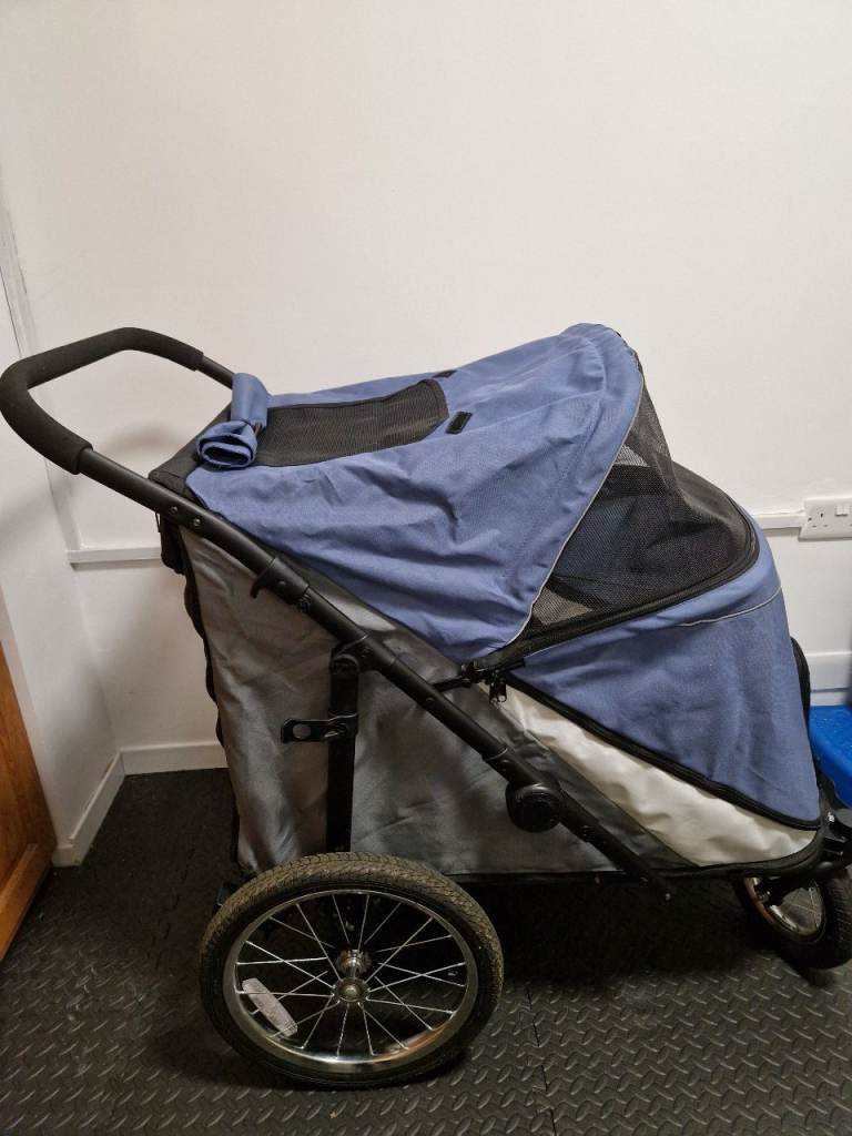 Dog pram / pushchair / stroller
