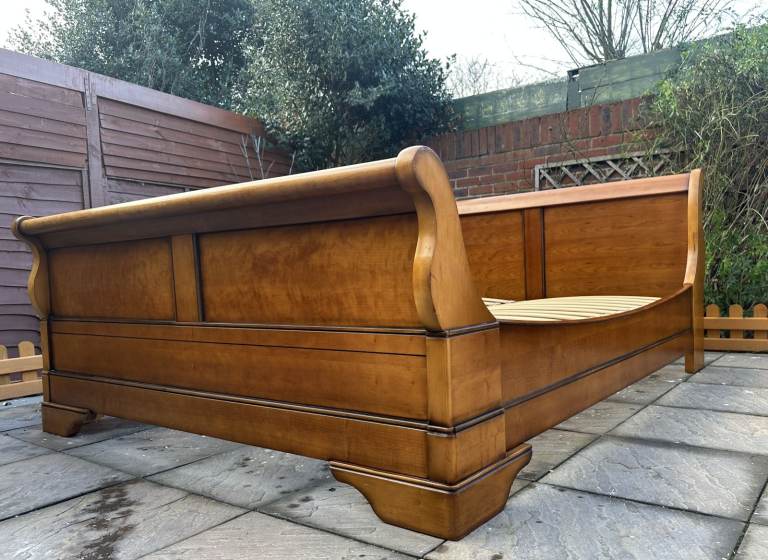 Stunning French Exigence NF Ameublement Sleigh King Bed Frame – Great Condition   
