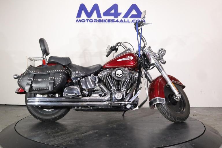 HARLEY DAVIDSON SOFTAIL HERITAGE CLASSIC FLSTCI 2004