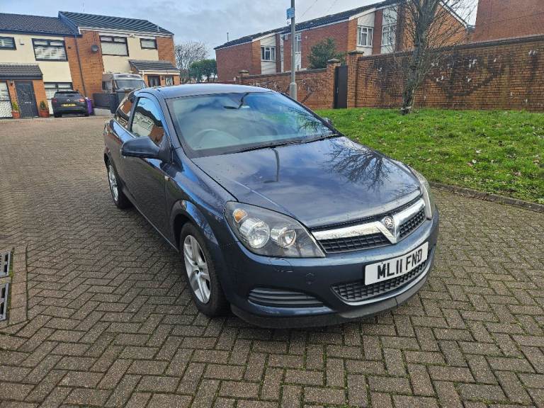 Astra vvt design 2011 full 1 year mot