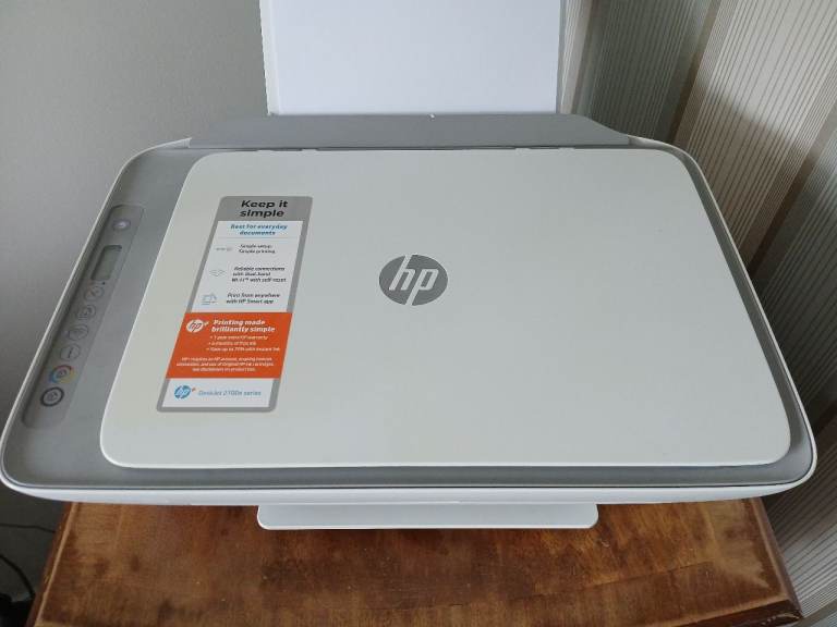 HP DeskJet 2700e