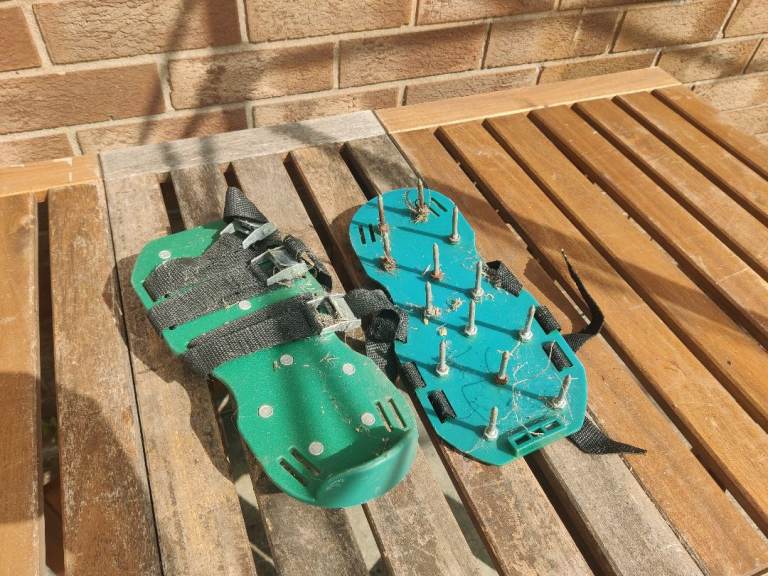 Garden Aerator Spiked Sandals