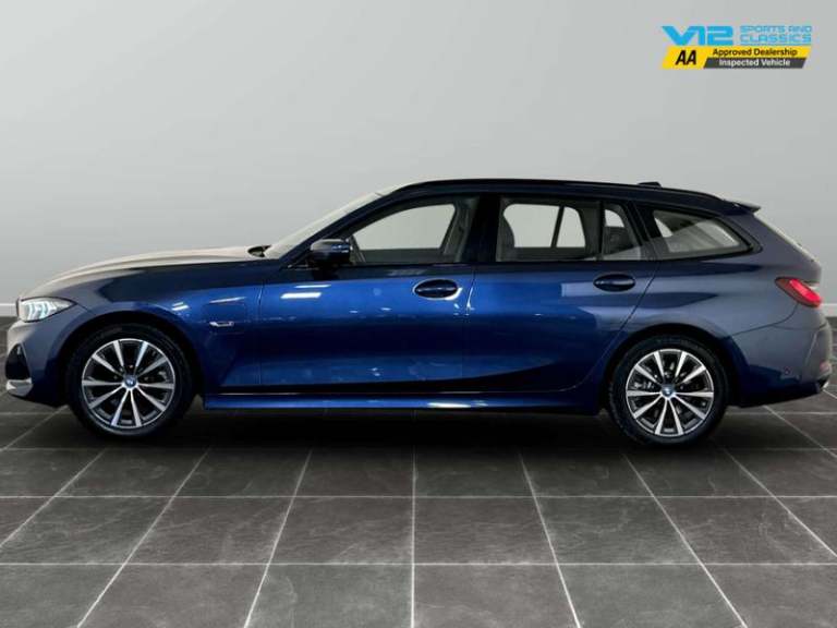 2022 BMW 3 Series 2.0 330e 12kWh Sport Touring 5dr Petrol Plug-in Hybrid Auto Euro 6 (s/s) (2 Est...