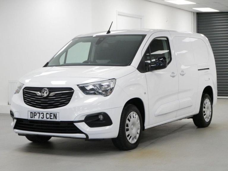 73 VAUXHALL COMBO L2 1.5 TURBO D 100 BHP 2300 LONG PRO EDITION 6 DOOR