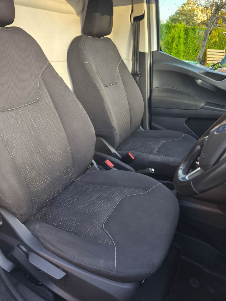 Ford, TRANSIT COURIER, Panel Van, 2019, Manual, 1498 (cc)