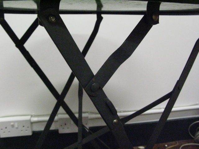 Folding Table . Round top . Made of metal