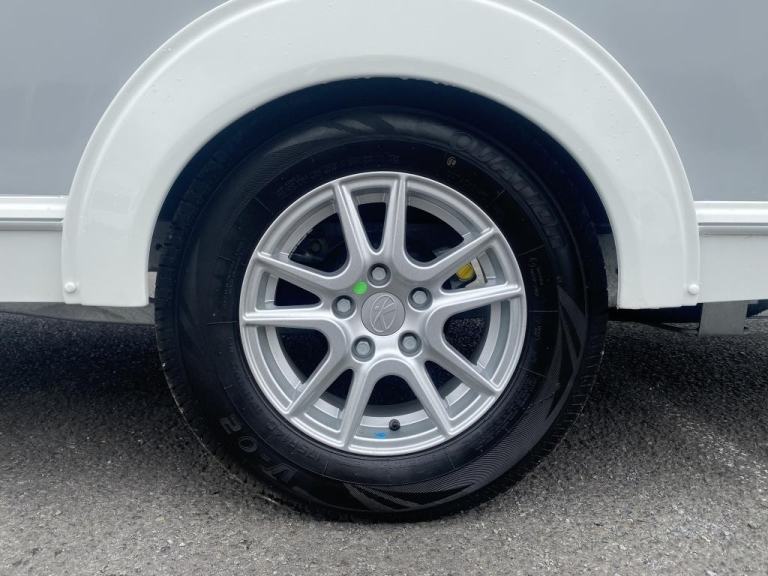 2025 XPLORE XC LITE 4 BERTH TOURING CARAVAN - BRAND NEW!