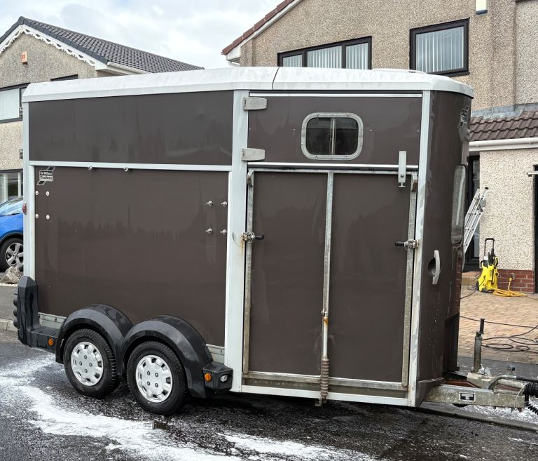Ifor Williams HB511