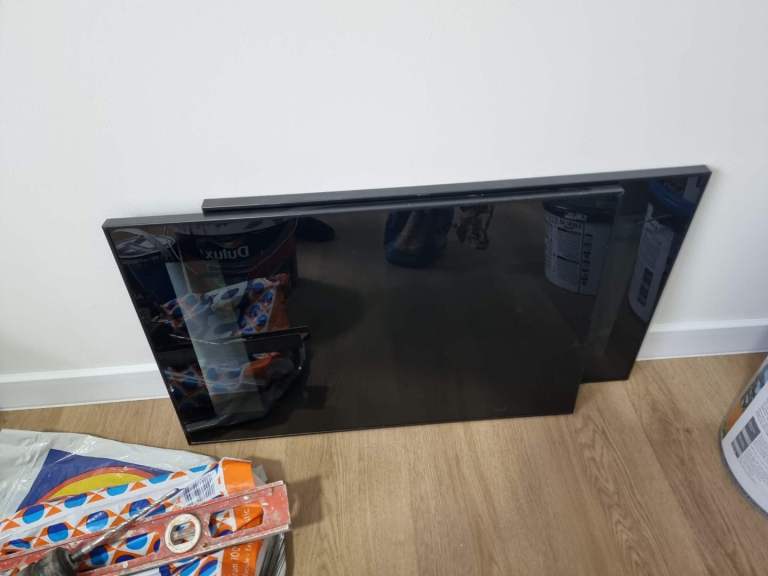 Ikea Besta Glassvik black/smoked glass doors