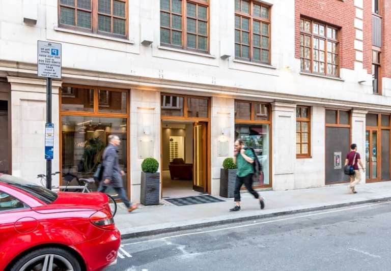 *Soho* Private Serviced Offices: Units from 4 to 50 desks for rent W1