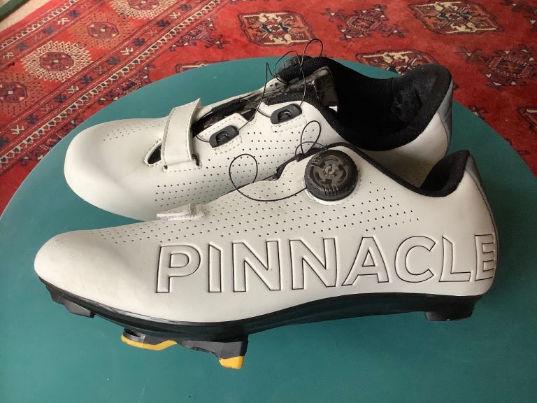 🚴‍♀️ PINNACLE RADIUM ROAD CYCLING 🚴 SHOES 👞 (UK 🇬🇧 SIZE 8)