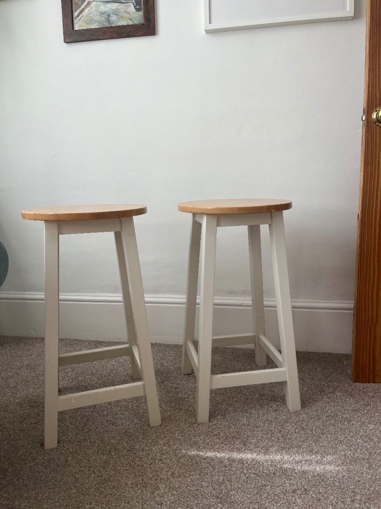 Pair of Wooden Bar Stools – White & Light Wood