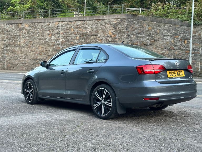 Volkswagen, JETTA, Saloon, 2015, Semi-Auto, 1968 (cc), 4 doors