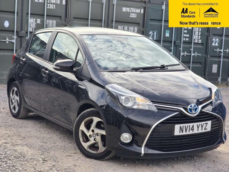 2014 Toyota Yaris 1.5 VVT-h Icon Hatchback 5dr Petrol Hybrid E-CVT Euro 6 (101 ps) Hatchback Hybr...