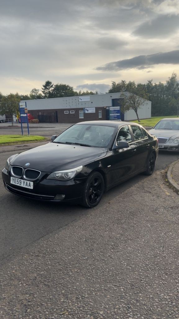SELL OR SWAPS BMW 520D SE BUISNESS EDITION 2.0L- 12 MONTHS MOT DRIVES GREAT LEATHER SEATS SAT NAV