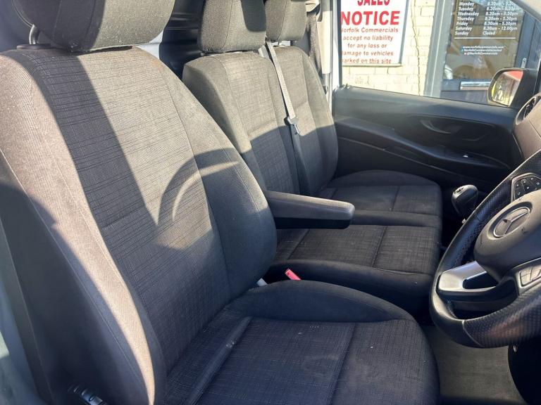 2020 Mercedes-Benz Vito 110CDI Progressive Van PANEL VAN Diesel Manual