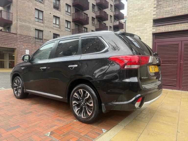 2016 Mitsubishi Outlander 2.0 12kWh GX3h+ 4Work CVT 4WD Euro 6 (s/s) 5dr PANEL VAN Petrol/Electri...