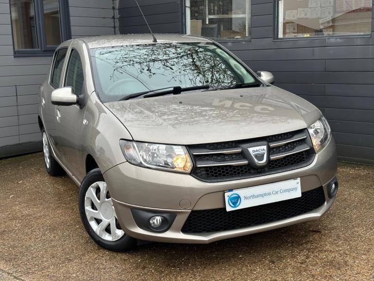 2013 Dacia Sandero 0.9 TCe Laureate Euro 5 5dr HATCHBACK Petrol Manual