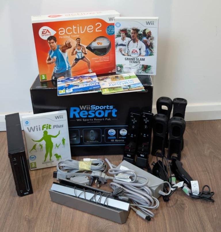 Nintendo Wii Bundle – Wii Sports Resort (Black Edition) Extra Controllers, Games