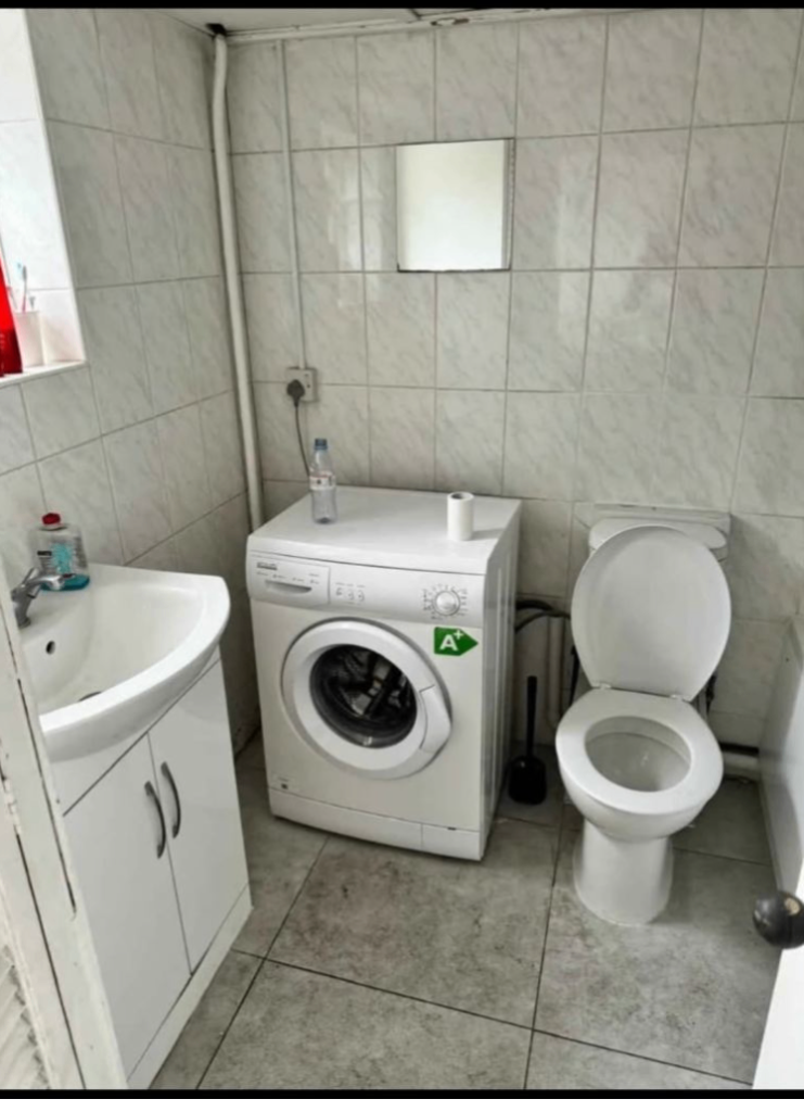 SINGLE ROOM TO RENT IN KINGSTON