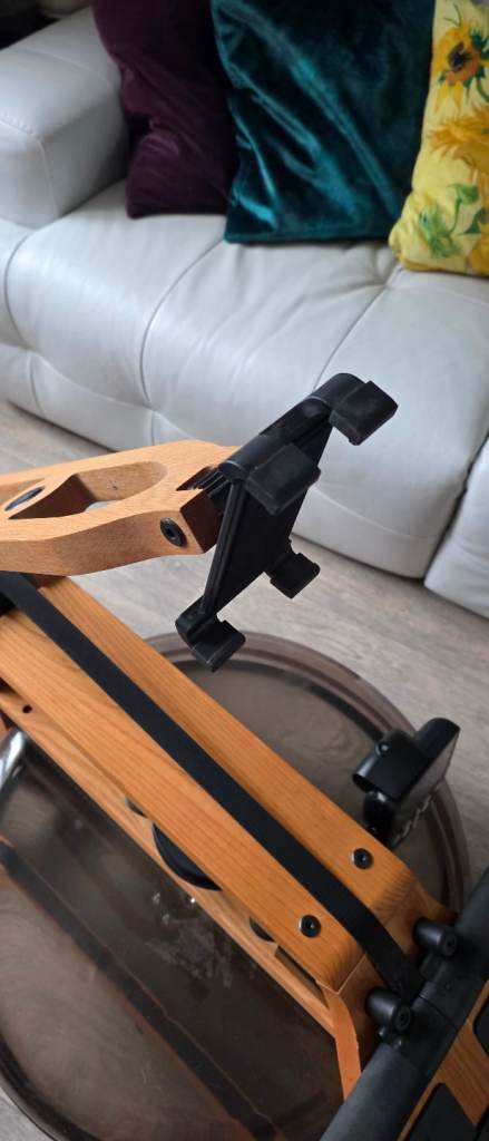 WaterRower S4 Rowing Machine with Performance Monitor + Bluetooth ComModule