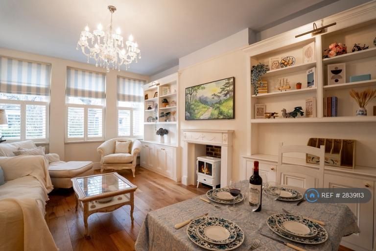 2 bedroom flat in Bective Road, London, SW15 (2 bed) (#2839113)