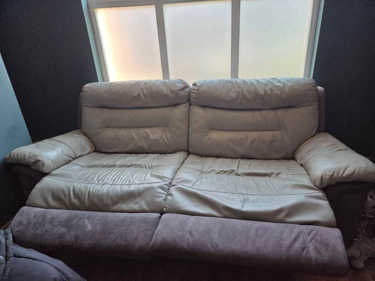 2 seater recliner sofa