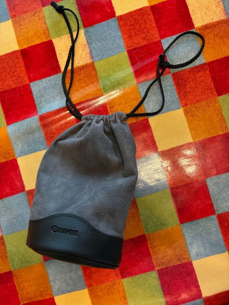Canon LP1222 Lens Pouch 