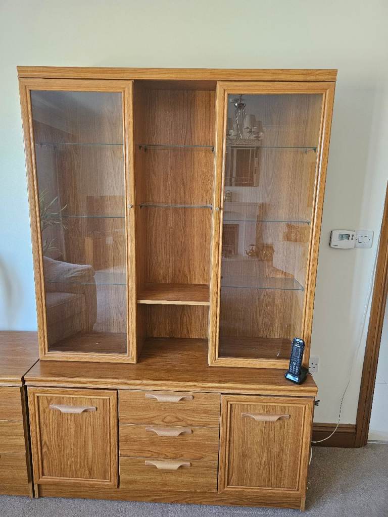 Solid Wood Living Room Display Wall Unit – Excellent Condition