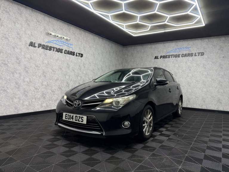 2014 Toyota Auris 1.4 D-4D Excel Euro 5 (s/s) 5dr HATCHBACK Diesel Manual