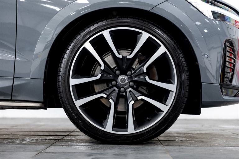 2022 Volvo XC60 2.0 B4D R DESIGN Pro 5dr AWD Geartronic ESTATE DIESEL Automatic