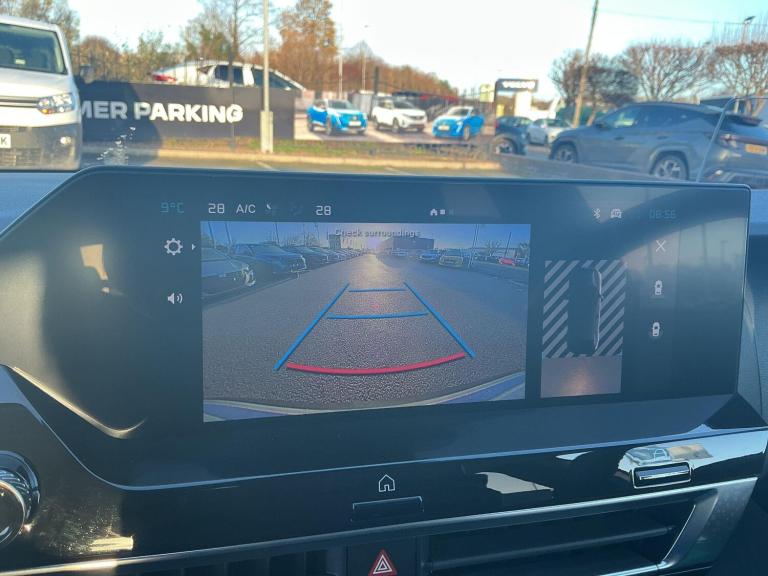 2025 Citroen e-C4 50kWh MAX Hatchback 5dr Electric Auto (7.4kW Charger) (136 ps) HATCHBACK Electr...