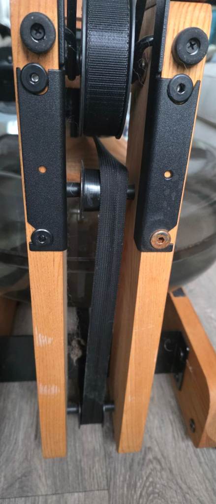 WaterRower S4 Rowing Machine with Performance Monitor + Bluetooth ComModule