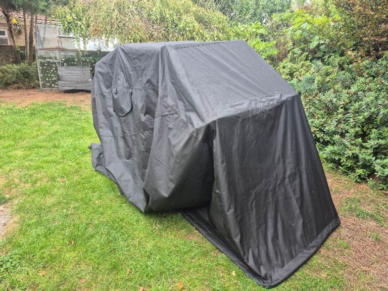 Motorcycle/mobilty scooter shelter