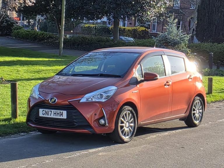 2026 Toyota Yaris Hatchback  HYBRID ELECTRIC Manual