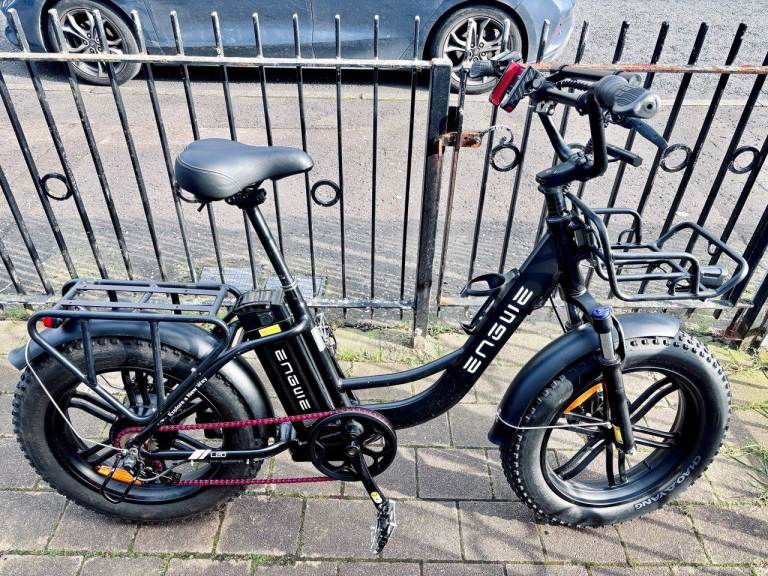 ENGWE L20 Electric Bike – 2 Batteries – Excellent Condition – Extras