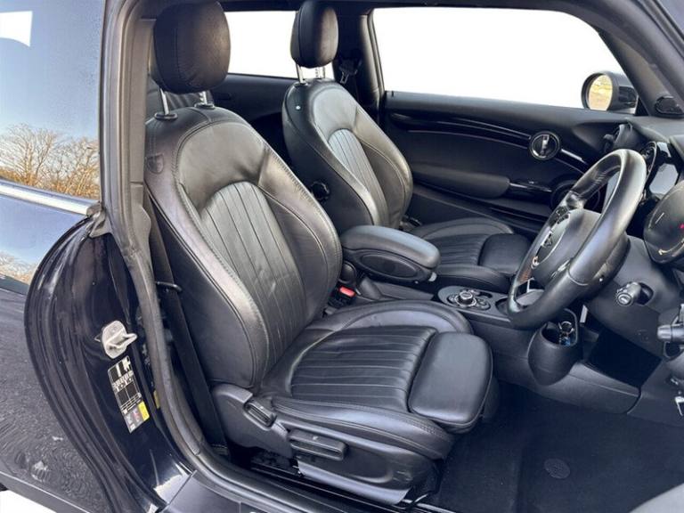 2021 MINI Hatch 135kW Cooper S Level 3 33kWh 3dr Auto HATCHBACK ELECTRIC Automatic