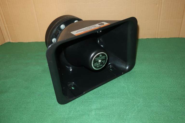 Police / Emergency Vehicle 100W Siren Speaker 