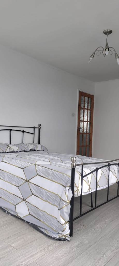 Bright & Spacious Double Room – All Bills Included – Private Road – Luton - £550