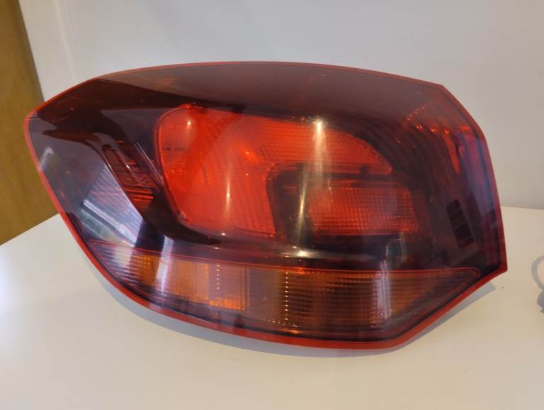 2011 Vauxhall Astra 1.7 SRI CDTI MK6, 5-door, left-side taillight, 13314052