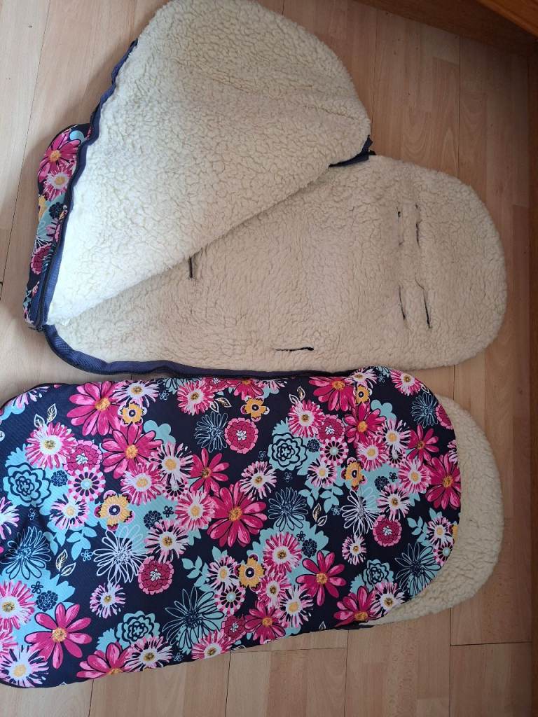 2 Footmuffs for pushchair
